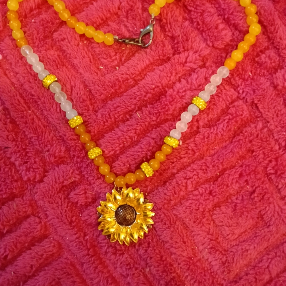 Sunflower Pendant Beaded Necklace